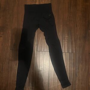 Scrunch Seamless Ribbed Contour Leggings
Black